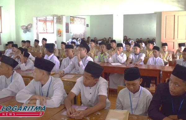 MPLS SMPIT Logaritma Karanganyar 2024: Mengawali Perjalanan Pendidikan di Pondok Pesantren Daruth Thoyyibah